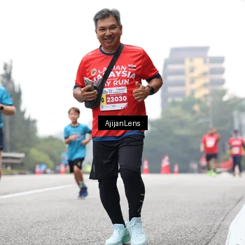 Runner Photo 7068003