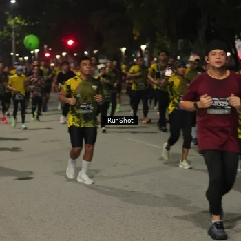 Runner Photo 7068013