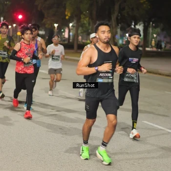 Runner Photo 7068025