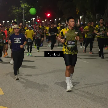 Runner Photo 7068033