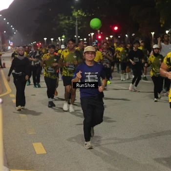 Runner Photo 7068063