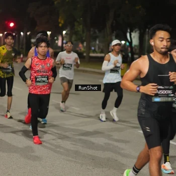 Runner Photo 7068068