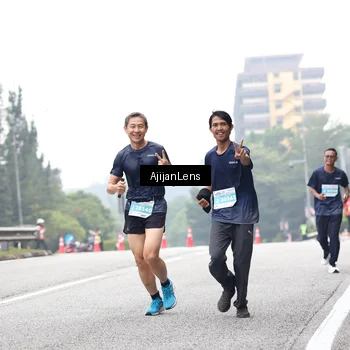 Runner Photo 7068080