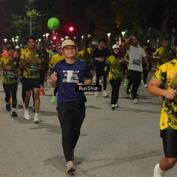 Runner Photo 7068081
