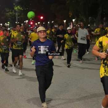 Runner Photo 7068086