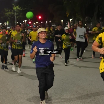 Runner Photo 7068092