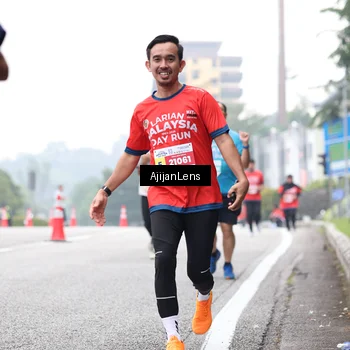 Runner Photo 7068101