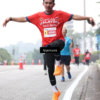 Runner Photo 7068103