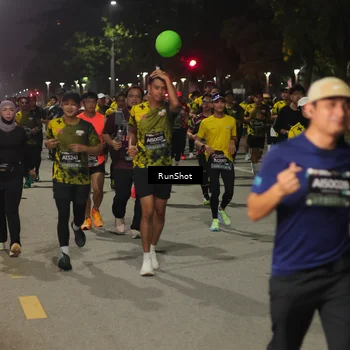 Runner Photo 7068109