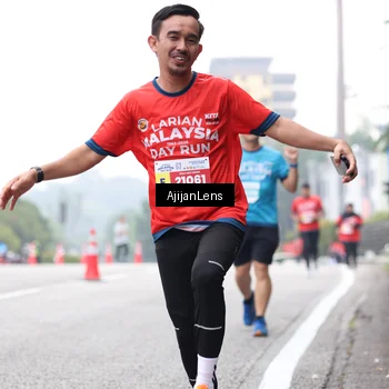 Runner Photo 7068112