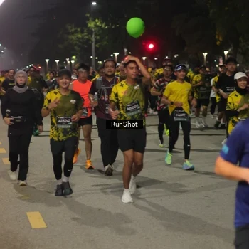 Runner Photo 7068116