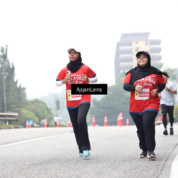 Runner Photo 7068131