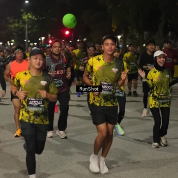 Runner Photo 7068133