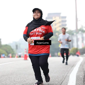 Runner Photo 7068138