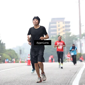 Runner Photo 7068172