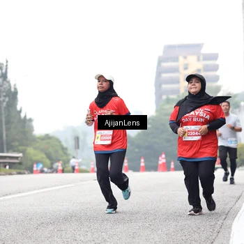 Runner Photo 7068173