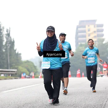 Runner Photo 7068200