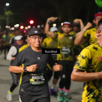 Runner Photo 7068282