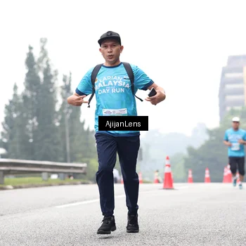 Runner Photo 7068288