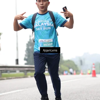 Runner Photo 7068316