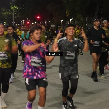 Runner Photo 7068321
