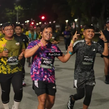 Runner Photo 7068331