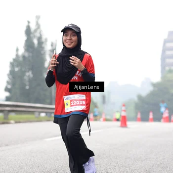 Runner Photo 7068377
