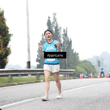 Runner Photo 7068385