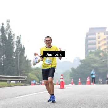 Runner Photo 7068402