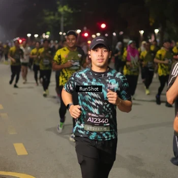 Runner Photo 7068404