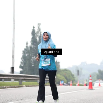Runner Photo 7068423