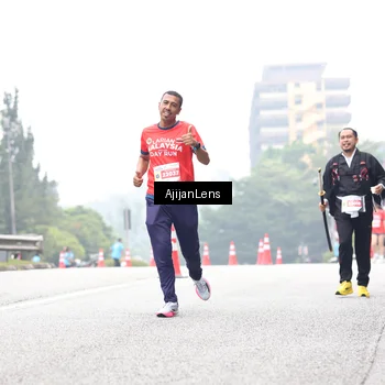 Runner Photo 7068471