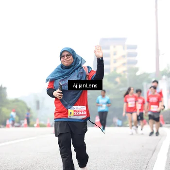 Runner Photo 7068474