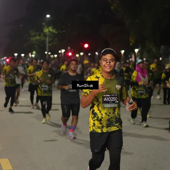 Runner Photo 7068481