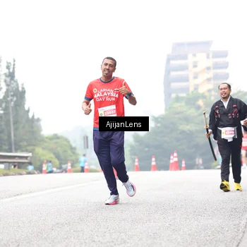 Runner Photo 7068505