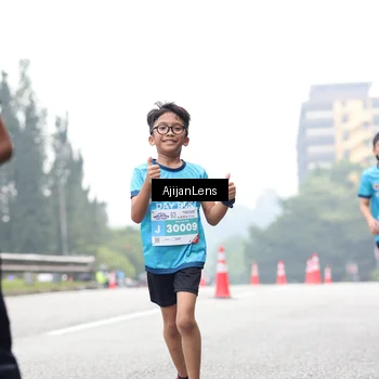 Runner Photo 7068538