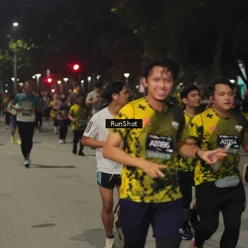 Runner Photo 7068575