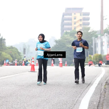 Runner Photo 7068594