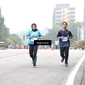Runner Photo 7068605