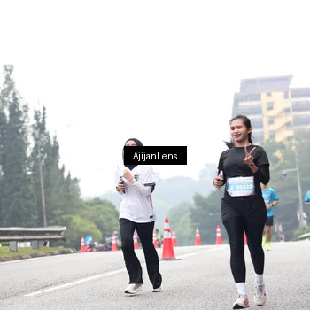 Runner Photo 7068611