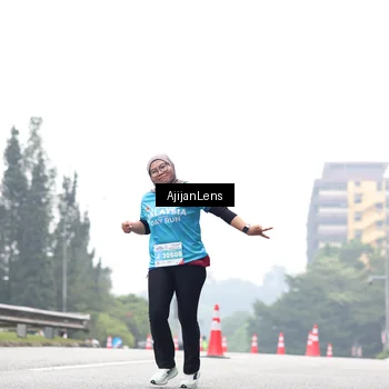 Runner Photo 7068625