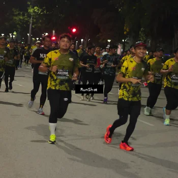 Runner Photo 7068673
