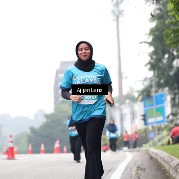 Runner Photo 7068679