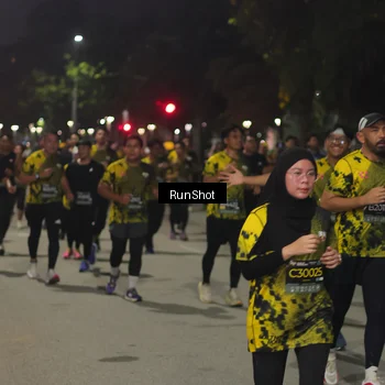 Runner Photo 7068696