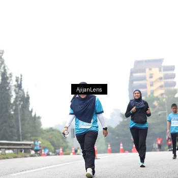 Runner Photo 7068702