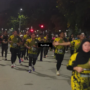 Runner Photo 7068740