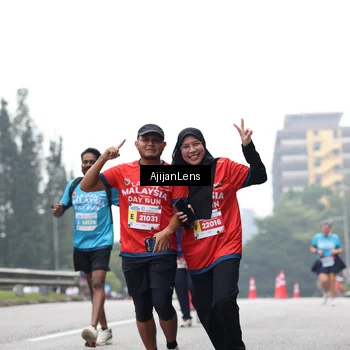 Runner Photo 7068742