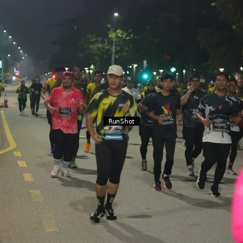 Runner Photo 7068750