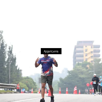Runner Photo 7068765