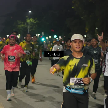 Runner Photo 7068769
